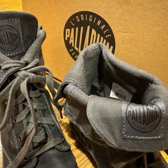 NWOT Palladium Baggy Leather/Canvas Fold Zip & Lace-up Seal Gray Hiking Boot 9.5 - Picture 4 of 13